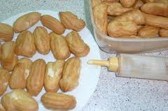 начиняємо еклери