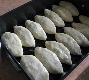 Залишаємо пиріжки для расстойки