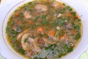Пісний суп з грибами