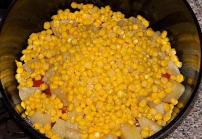 кукурудза в мисці