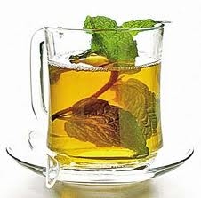 подаємо мелісу лимонну сушену