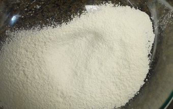 просіваємо борошно