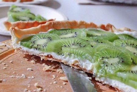 готовий пиріг у розрізі