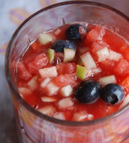 Кавуновий гаспачо готовий