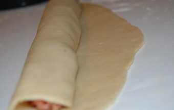 звертаємо блюдо в рулет