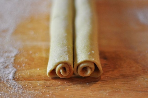 закручуємо тісто