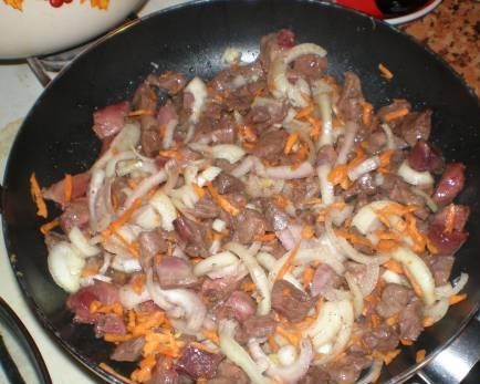 обсмажуємо овочі і серце