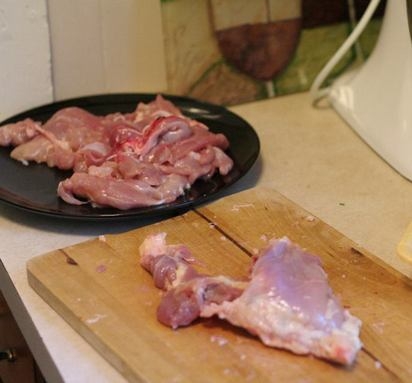 нарізаємо м'ясо