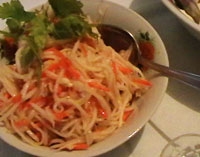 корисний салат з редькою