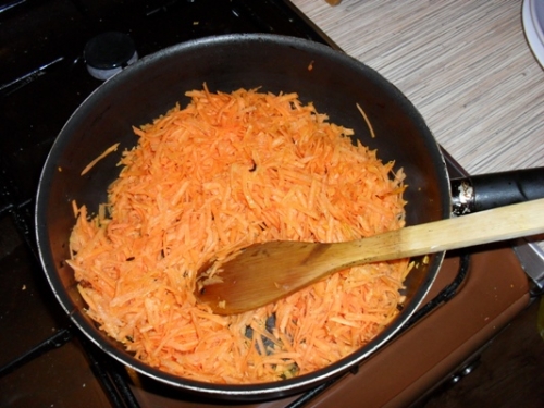 Обсмажуємо моркву