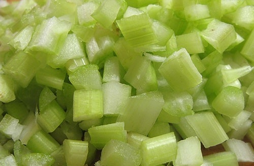 кубиками селеру
