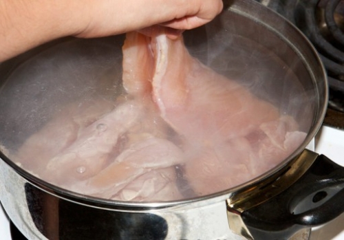 відварити курячу грудку