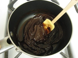 розтоплюємо шоколад