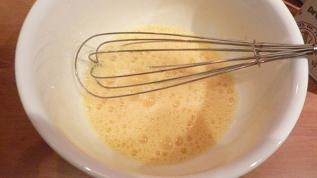 збиваємо яйця