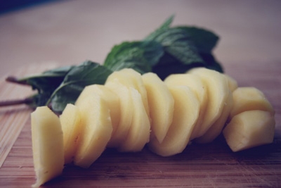 нарізаний корінь імбиру