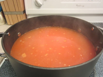 суп в каструлі