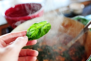 лист базиліка