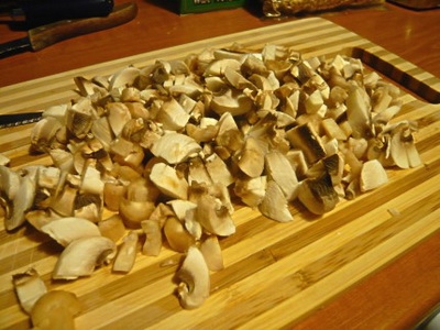 подрібнюємо гриби