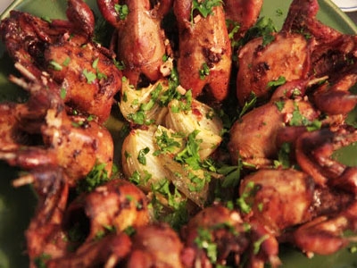 перепела на тарілці