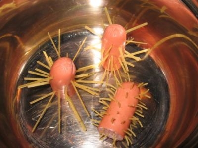 варимо сардельки