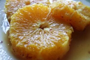 Апельсинові скибочки з корицею