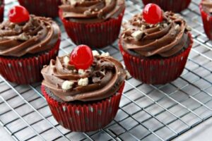 Кекс з вишнями