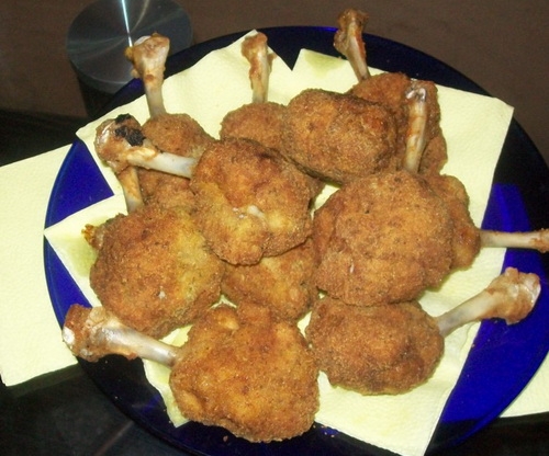 Готові фаршировані курячі крильця