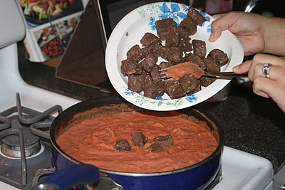 яловичина в соусі