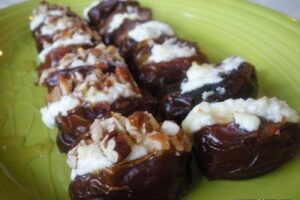 Фаршировані фініки