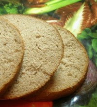 Нарізаємо хліб