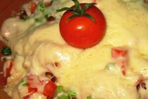 Гарячий салат з пекінської капустою