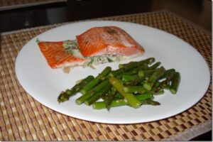 Лосось, запечений з сиром Філадельфія