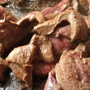 печінка на сковороді