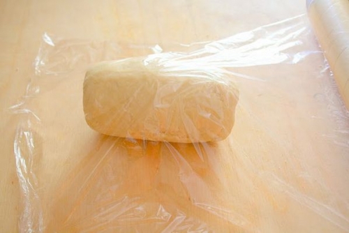 Накриваємо плівкою