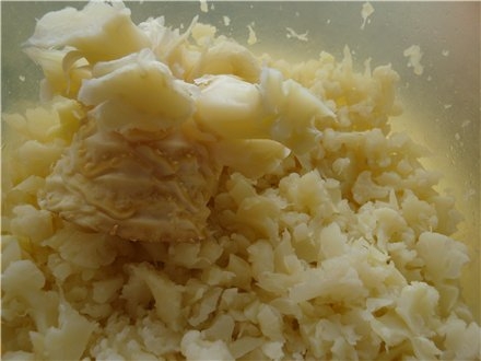 сир, часник, яйця