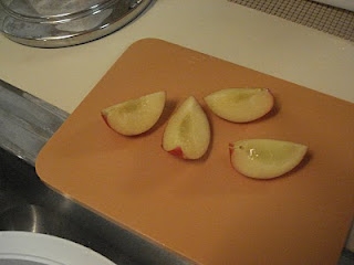 часточки сливи