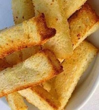 Готові сухарі до супу