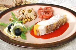 Осетрина в томаті