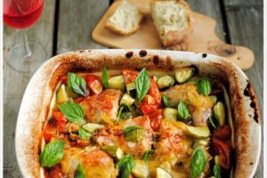 Кролик під рожевим вином