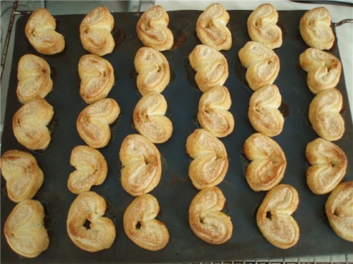 Випікаємо листкове печиво