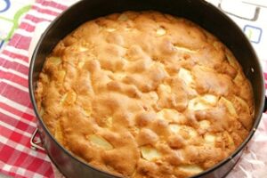 Легка шарлотка