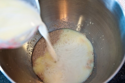 молоко і дріжджі