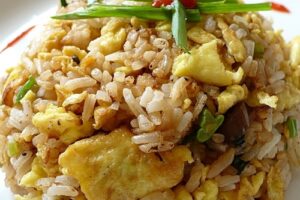 Смажений рис по-китайськи