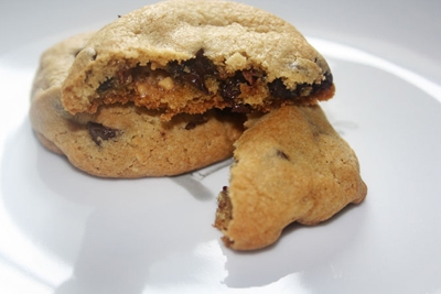 розтанула начинка печива зі снікерсом