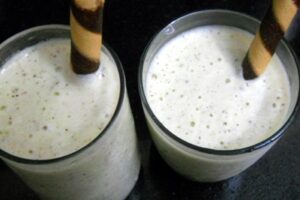 Молочний коктейль з ківі