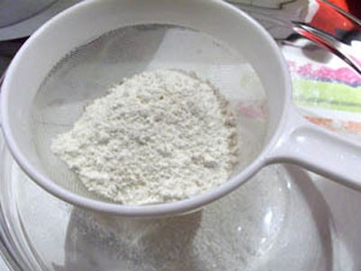 борошно в ситі