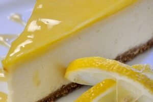 Ананасовий чізкейк