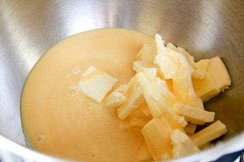 молоко і масло
