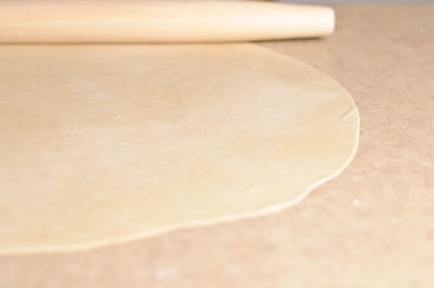 тісто на столі