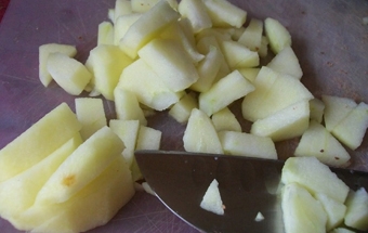 подрібнюємо яблука